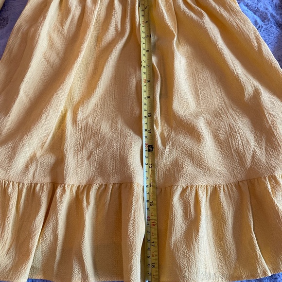 NWT. Vero Moda yellow summer skirt, XS. Never been worn. - Picture 4 of 8